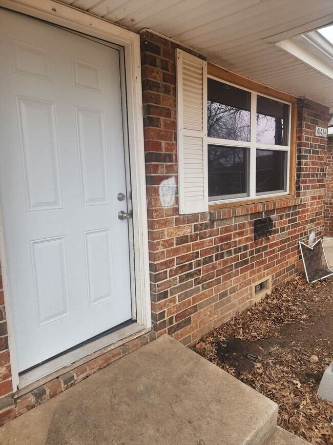 Building Photo - 4143 W Burbank St