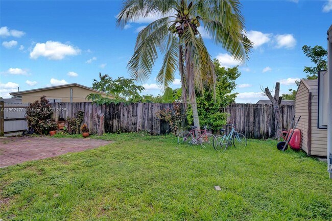 Building Photo - 26750 SW 124th Ave