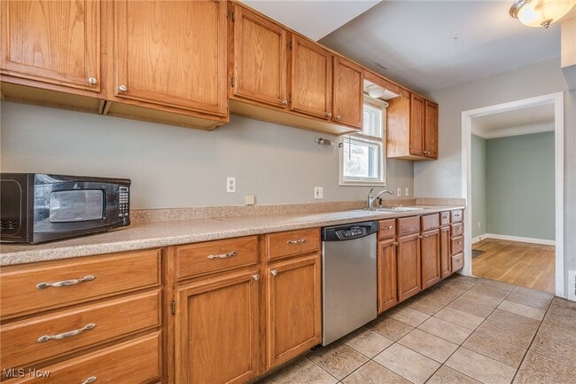 Building Photo - 3807 Northampton Rd