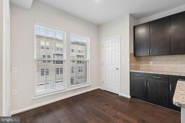 Building Photo - 20591 Geddes Terrace