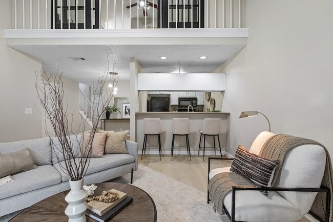 Building Photo - 315 Yorkshire Cir