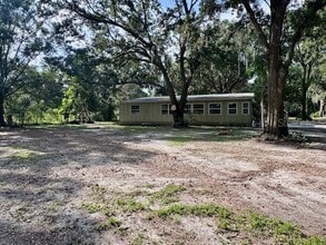 Building Photo - 3113 S Wiggins Rd
