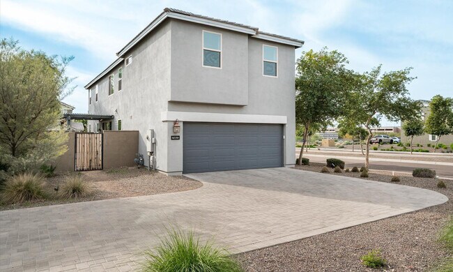 Building Photo - 25822 N 20th Ln