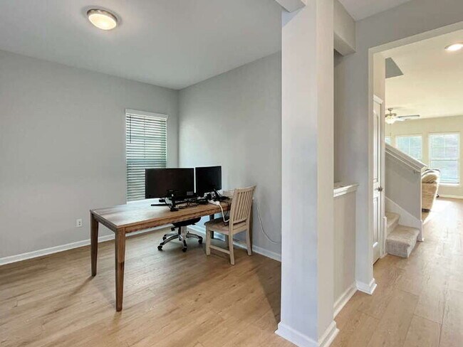 Building Photo - 44 Jazz Dr