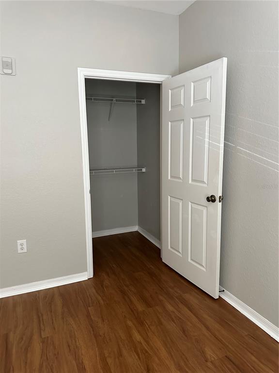 Building Photo - 10201 Courtney Palms Blvd