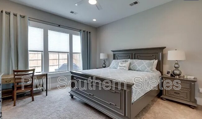 Building Photo - 607 Torridon Ln