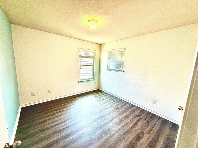 Building Photo - 9203 Haverford Cove Ct