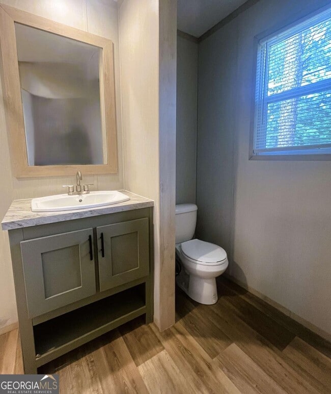 Building Photo - 68 Rockys Pl