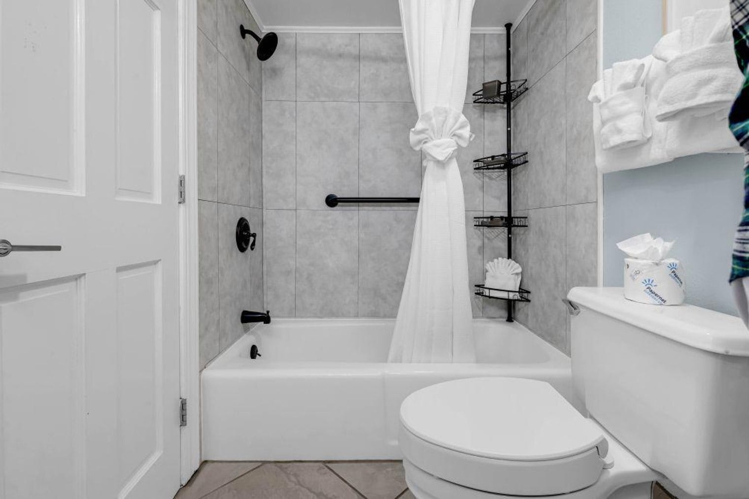 Building Photo - 2001 S Ocean Blvd