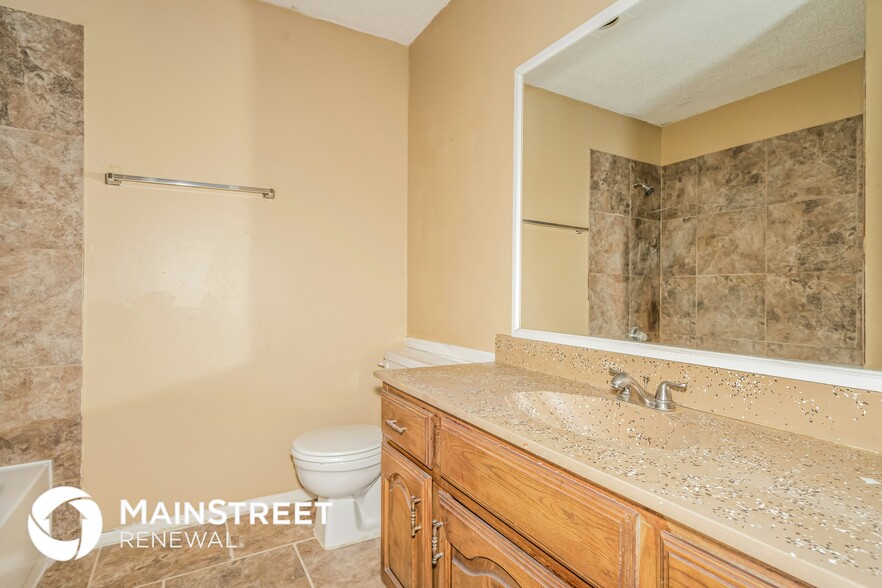 Building Photo - 505 San Carlos Dr
