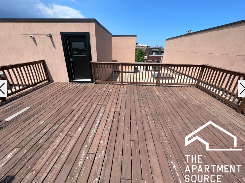 Building Photo - 1760 W Wrightwood Ave