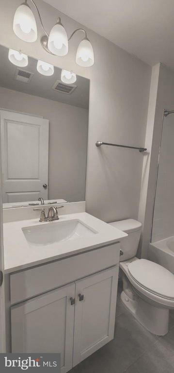 Building Photo - 64 Sister's Farmstead Rd