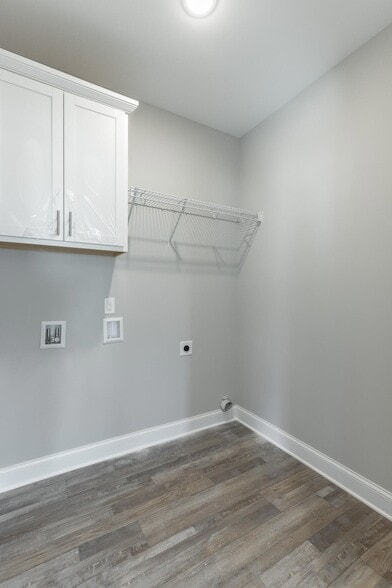 Building Photo - 5085 Oop Rd