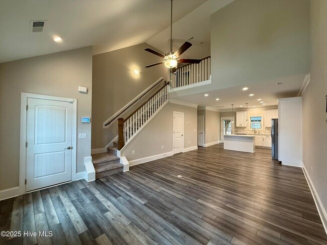 Building Photo - 204 Backspin Ln
