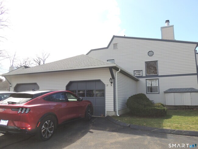 Building Photo - 124 S Montowese St