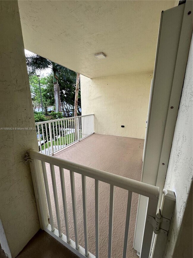 Building Photo - 10700 NW 66th St