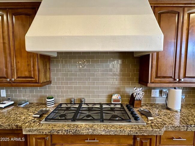 Building Photo - 5711 W Linda Ln