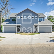 Building Photo - Just in time for SUMMER! Beautiful home re...