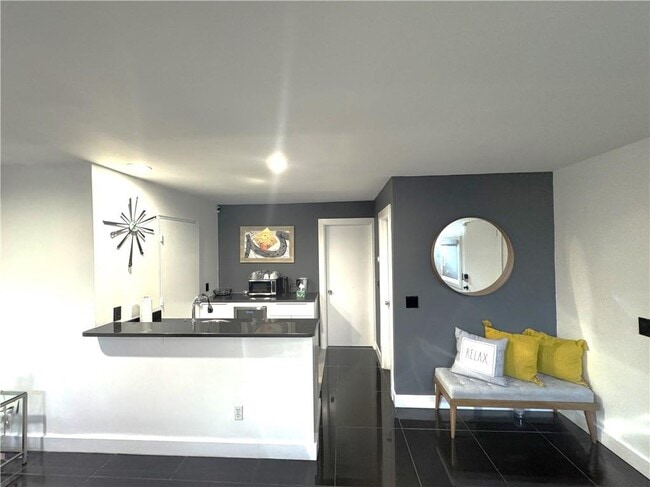 Building Photo - 114 Lindbergh Drive NE