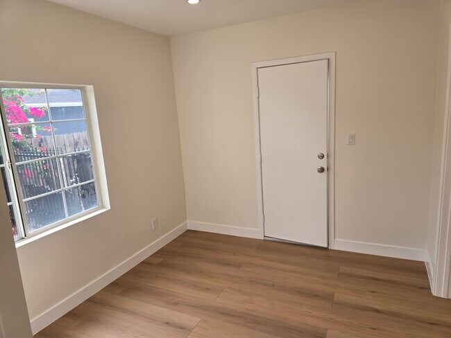 Building Photo - 6703 Cedros Ave