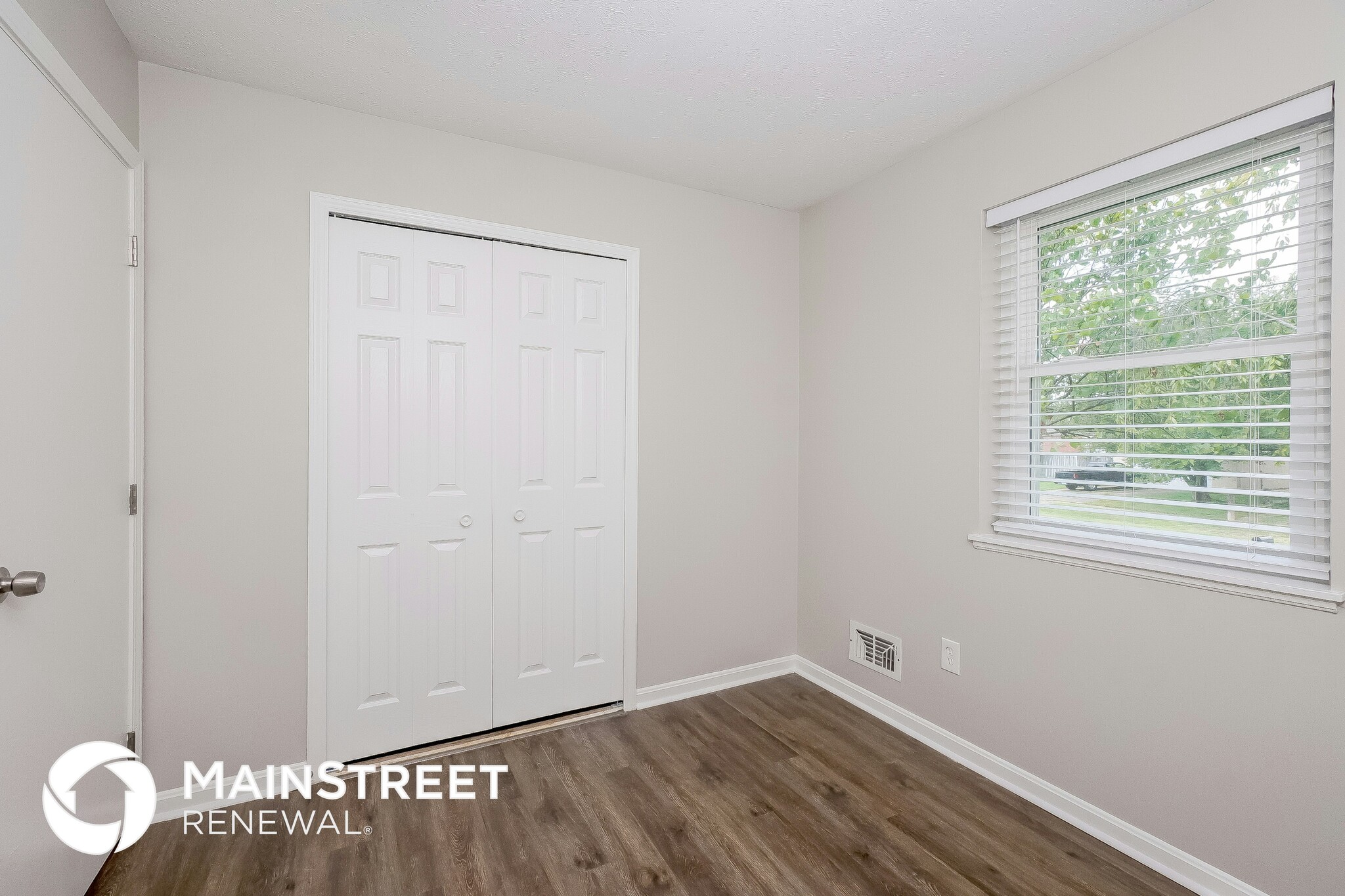 Building Photo - 5911 Carmelwood Cir