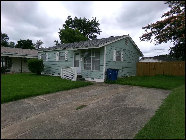 Building Photo - 2107 Muldrow Dr