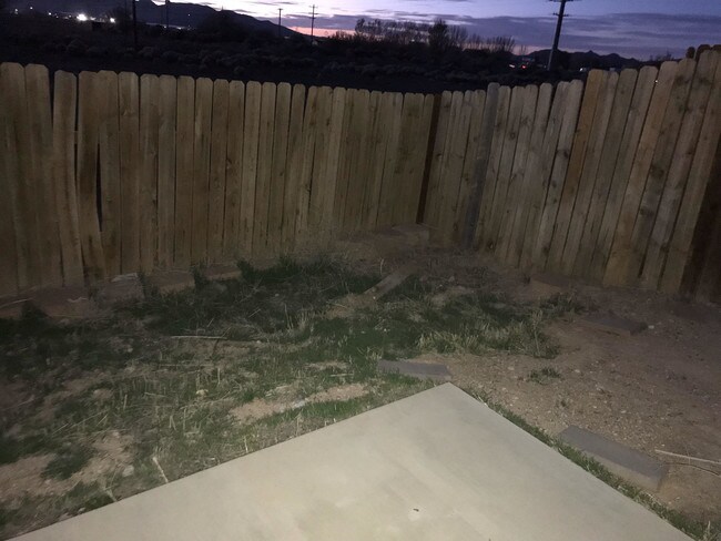 Building Photo - 333 N 4250 W