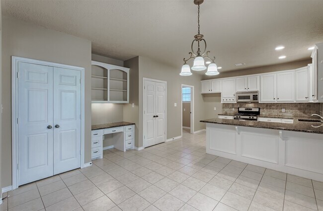 Building Photo - 14918 Pollux Dr