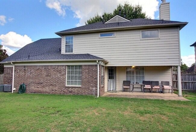 Building Photo - 1493 Wolf Hunt Dr