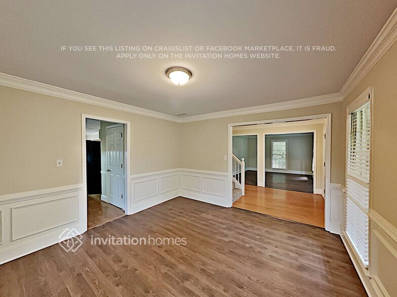 Building Photo - 5876 Brookstone Knoll