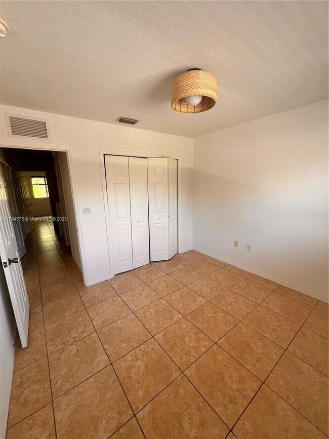 Building Photo - 22014 SW 89th Ct