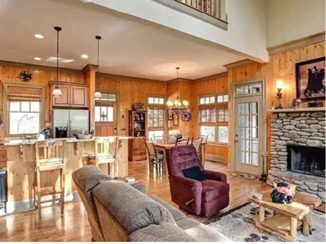 Building Photo - 191 Laurel Ridge Trail