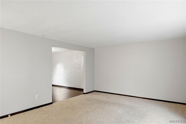 Building Photo - 306 Sagewood Terrace