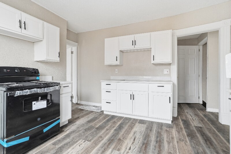 Building Photo - 105 Elmont St