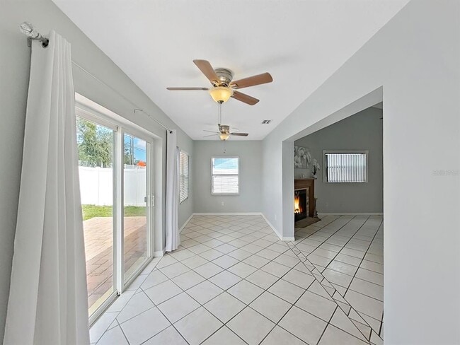 Building Photo - 240 Whisper Lake Rd