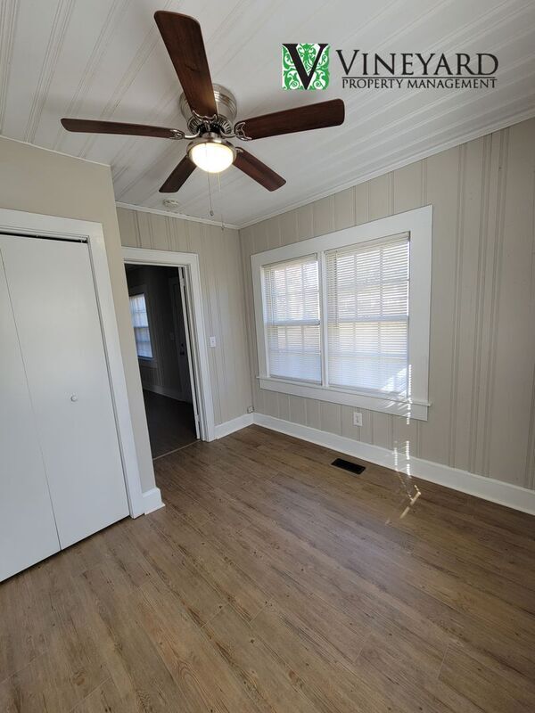 Building Photo - 916 N Tennessee St