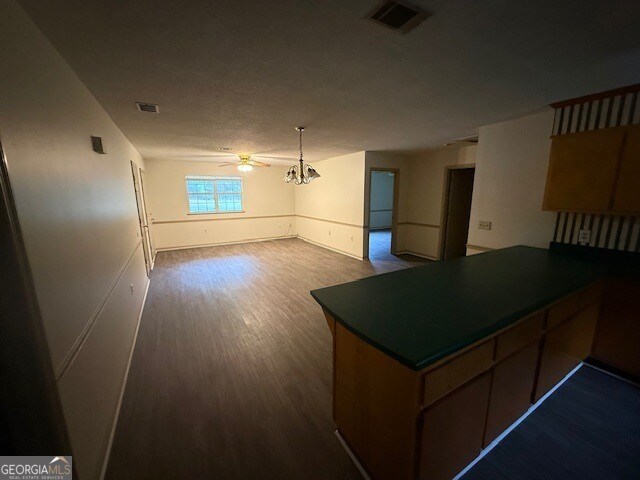 Building Photo - 705 Pat's Ln