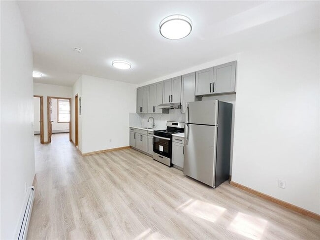 Building Photo - 1793 W 8th St