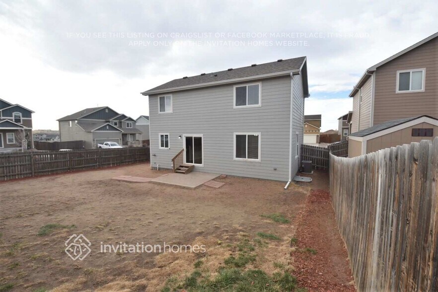 Building Photo - 9242 Waters Edge Dr