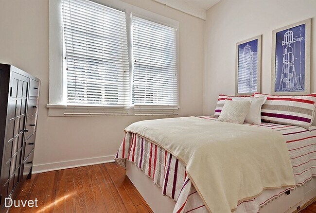 Building Photo - 3 br, 2 bath House - 179 Queen Street 2