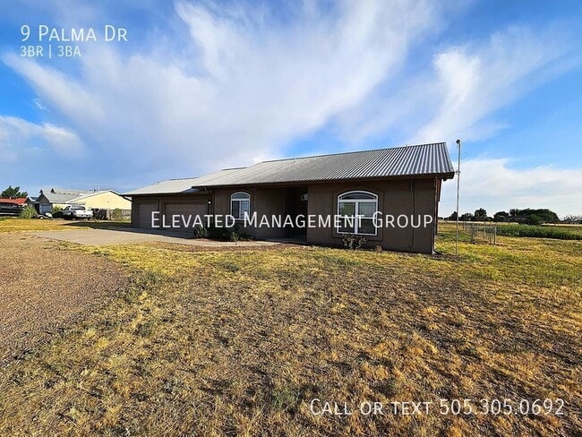 Building Photo - 9 Palma Dr
