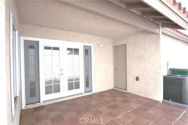 Building Photo - 5 Lemon Grove