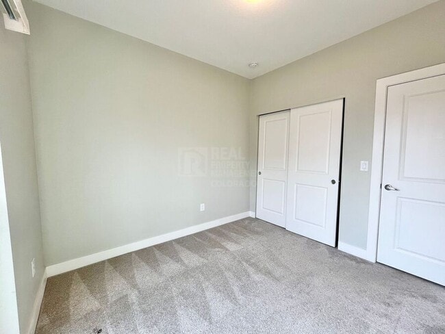 Building Photo - 4411 E Jewell Ave