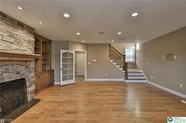 Building Photo - 284 Walker Rd