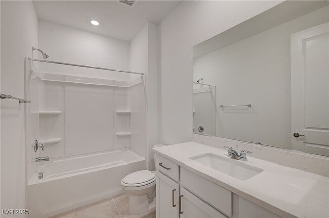 Building Photo - 2537 Monolith St