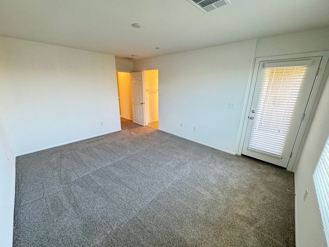 Building Photo - Charming 3-Bedroom Home with Open Layout, Balcony & Modern Finishes!