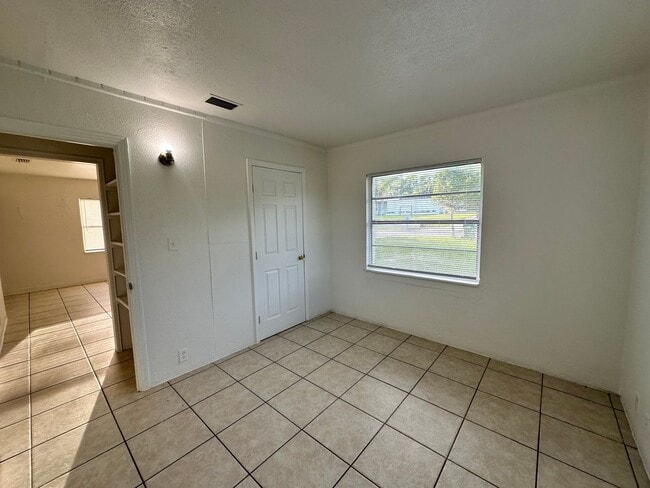 Building Photo - Charming 3-Bedroom Home in Leesburg!