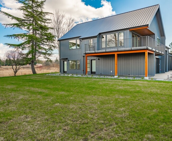 Building Photo - 8638 Harborview Rd