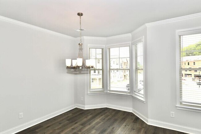 Building Photo - 574 Amarante Cir