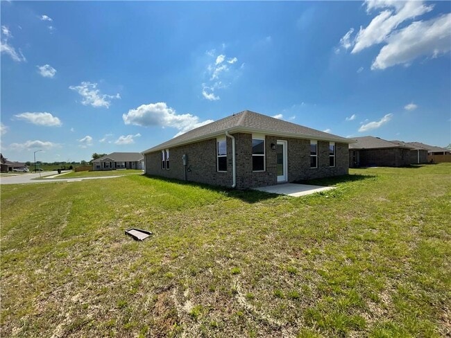 Building Photo - 900 S Green Heron Ln